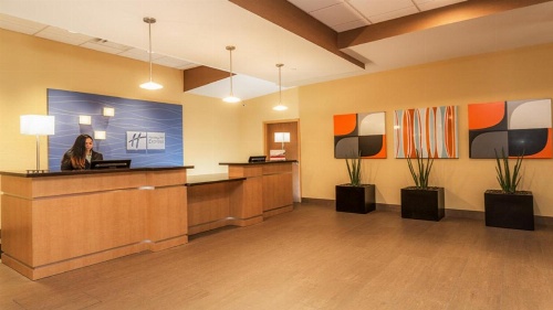 Holiday Inn Express Fort Lauderdale Airport South image 11